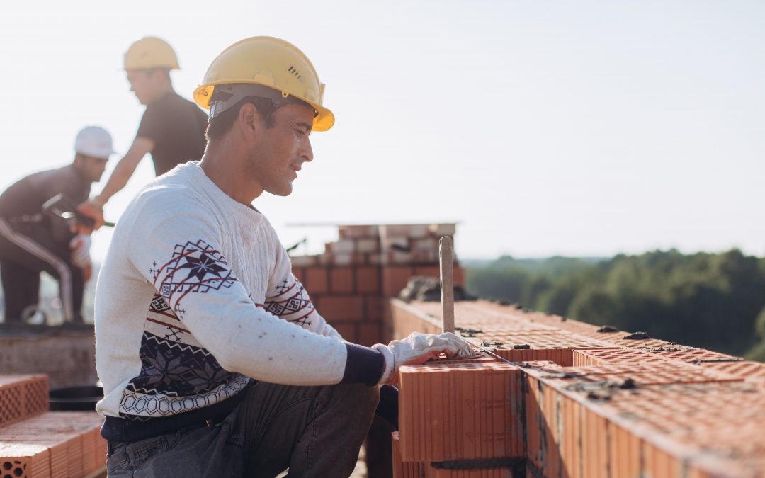 How to Become a Professional Bricklayer?