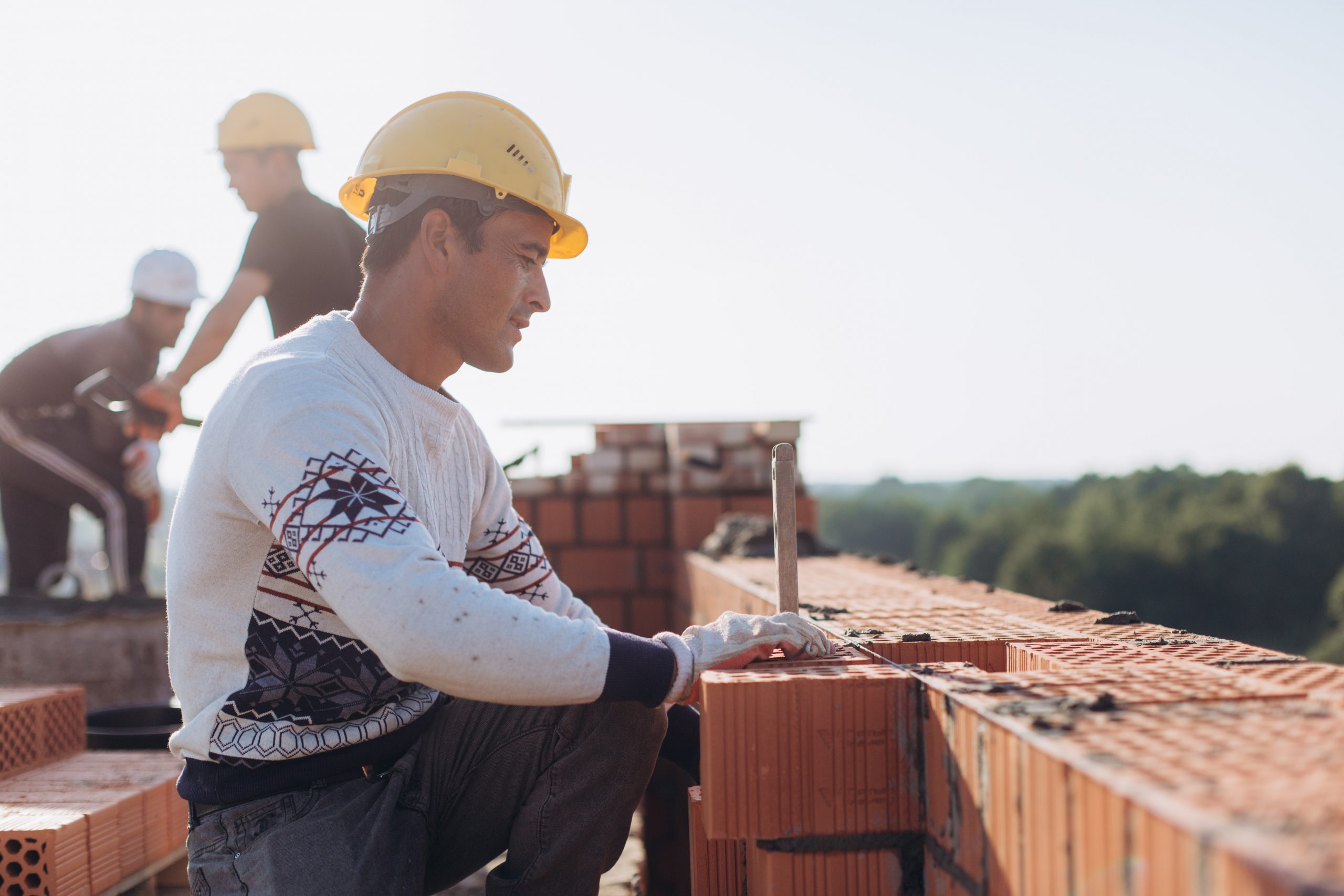 How to Become a Professional Bricklayer