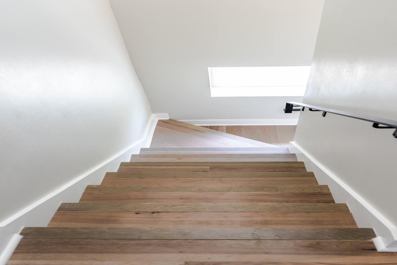 What You Need To Know Before Starting A Staircase Renovation Project