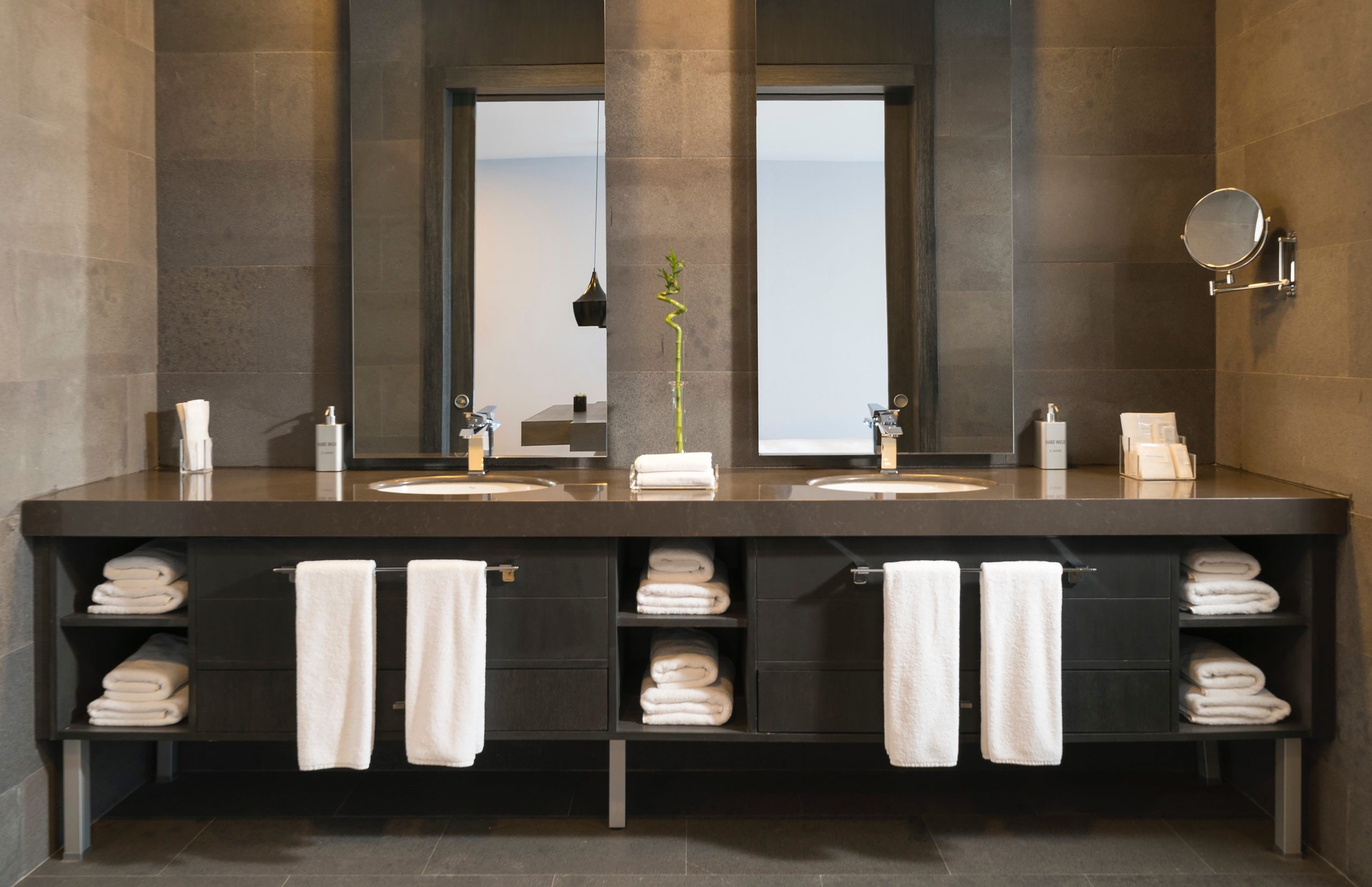 10 Best Hotel Bathroom Accessories In 2023