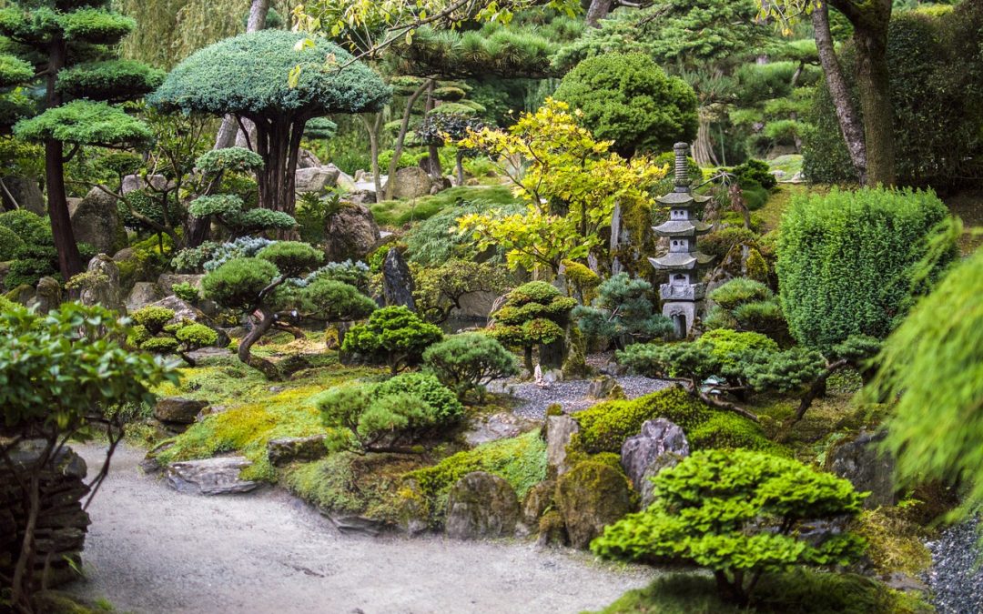 15 Best Japanese Garden Ornaments In 2023