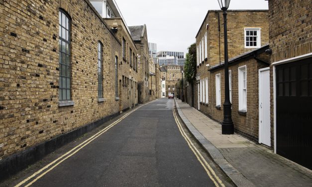 How Landlords Manage Cash Shortfalls During Void Periods